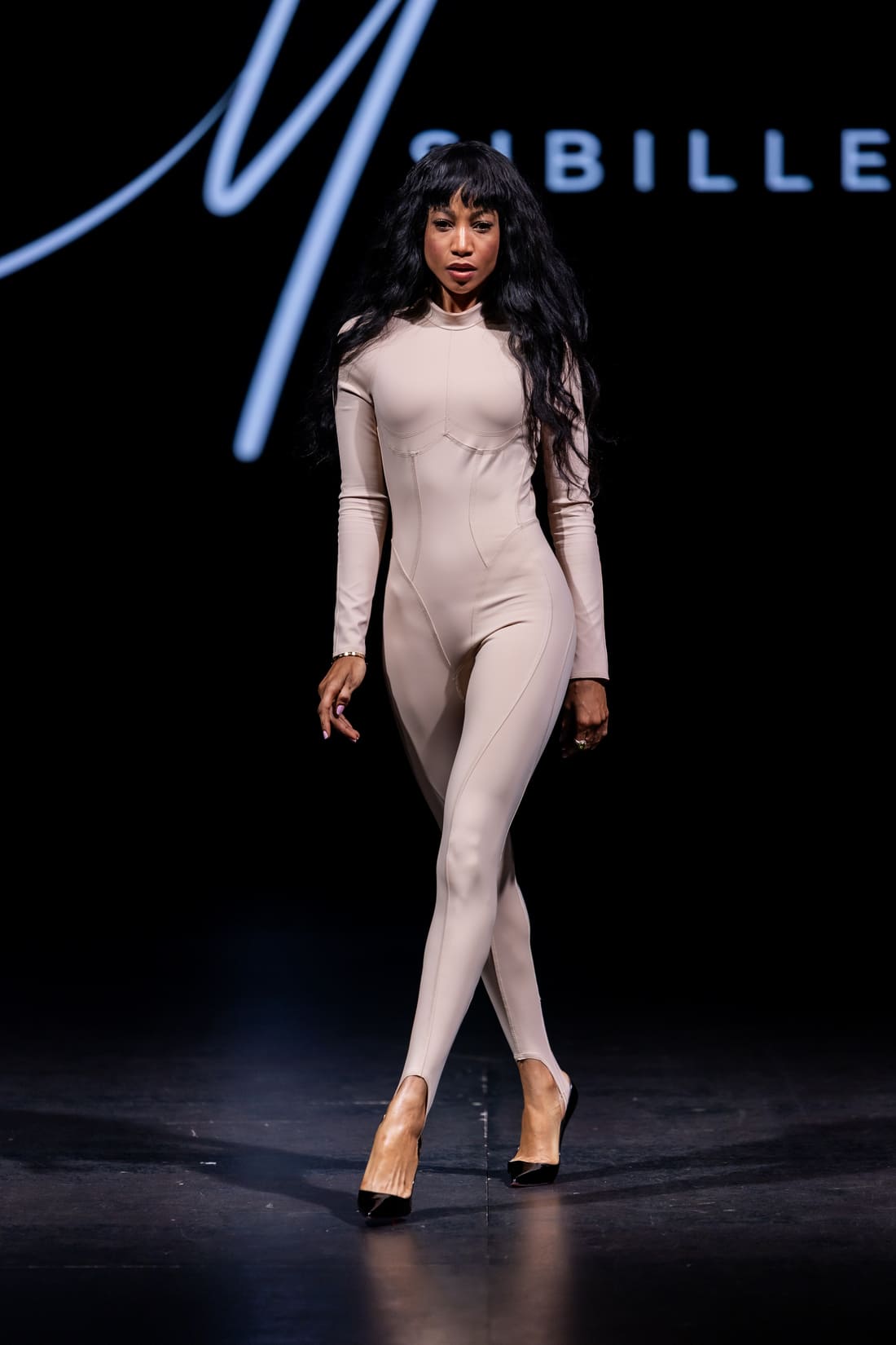 Look 1